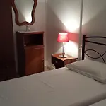 εύα *