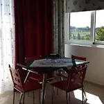εύα *
