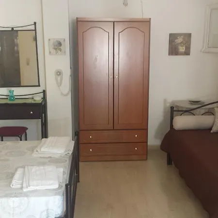 Eva Appartement Svoronata